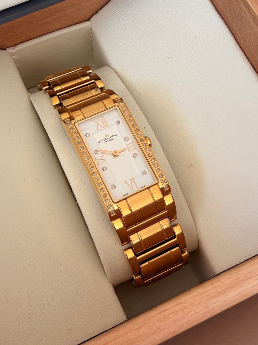 Swiss Made Diamond Tank Watch. Jacques Lemans Genève. Original Wood Box.